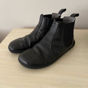 Mukishoes 40 Black Leather Chelsea Boot Wool-lined 8.5 - 9 39